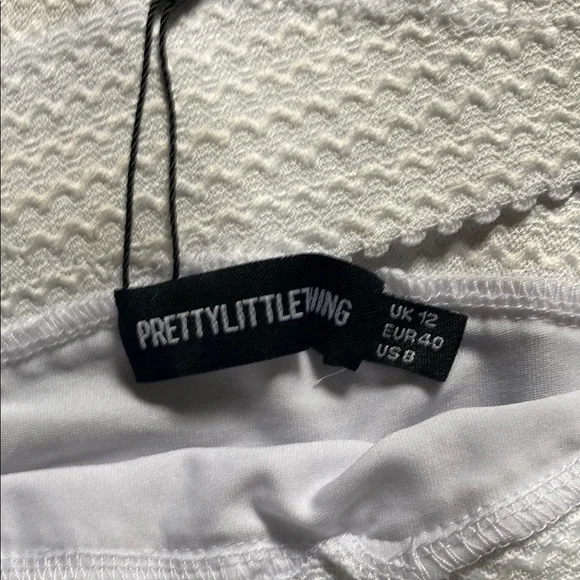 PrettyLittleThing Textured White Bikini Set - Picture 3 of 13